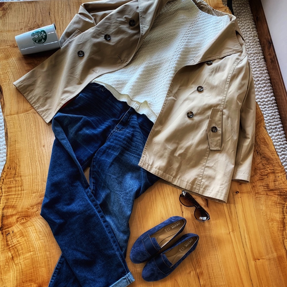 XL Calvin Klein Trench Coat: EUC